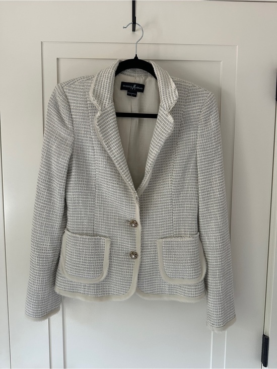 Guess by Marciano Jackets & Blazers - Guess by Marciano Ivory & Silver Tweed Blazer Jacket Size 6